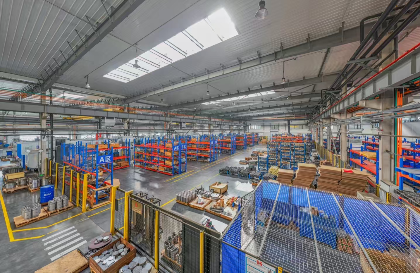 蓝图娱乐-厂房展示 